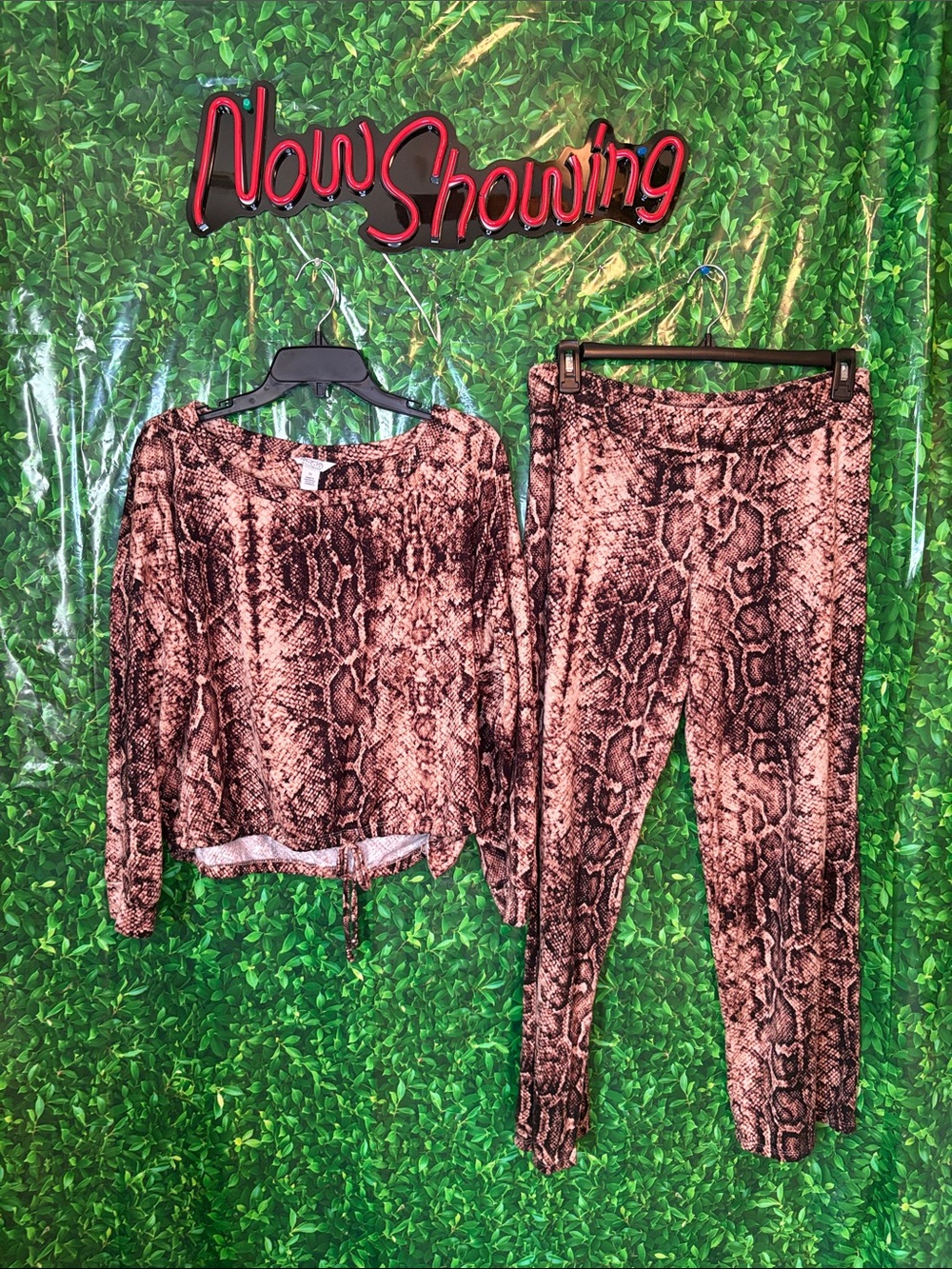 Women’s Snake Print Pajama Set - Brown